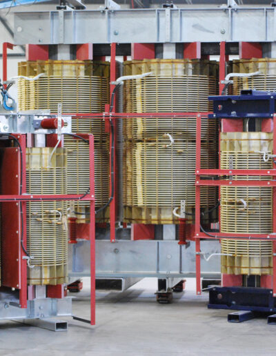 WR Transformers low- to medium-voltage transformers